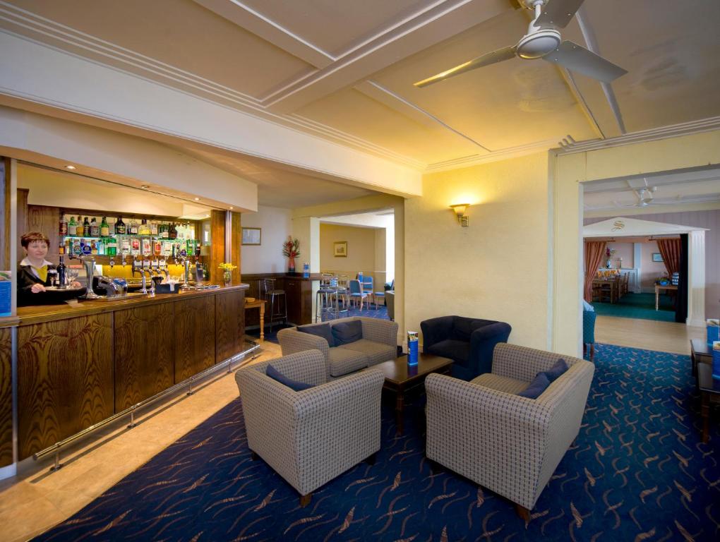 Strathmore Hotel